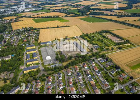 Aerial view, Kanaal van Wessem barracks with refugee camp, Soest, Soester  Boerde, North Rhine-Westphalia, Germany, reception centre, outdoor area,  vie Stock Photo - Alamy