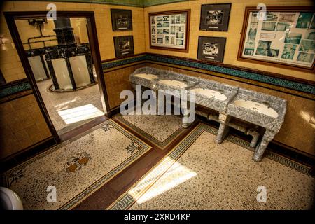 Rothesay, Bute, Scotland, UK. 6th July, 2024. The Marble and tile sinks of the Victorian Toilets are a reminder of the heady days when Rothesay was a popular destination for day-trippers from Glasgow, who came on regular paddle steamers from the mainland to enjoy an outing by the sea. Built in 1899 by the Rothesay Harbour Trust at a cost of 530 pounds and supplied by the Twyford Company of Glasgow. Only the gentlemens toilets are of Victorian date.The Isle of Bute is an island in the Firth of Clyde in Argyll, Scotland. (Credit Image: © Ruaridh Stewart/ZUMA Press Press Wire) EDITORIAL Stock Photo