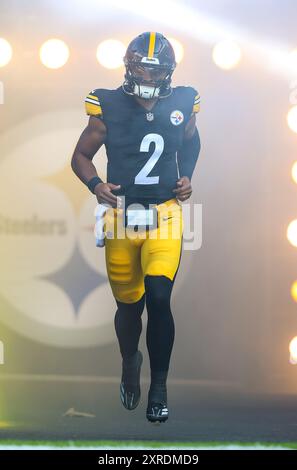 Hookstown, Pennsylvania, USA. 9th Aug, 2024. Pittsburgh Steelers quarterback JUSTIN FIELDS (2) coming out of the tunnel before the NFL football game between the Pittsburgh Steelers and the Houston Texans in Pittsburgh, Pennsylvania. (Credit Image: © Brent Gudenschwager/ZUMA Press Wire/Alamy Live News) EDITORIAL USAGE ONLY! Not for Commercial USAGE! Stock Photo