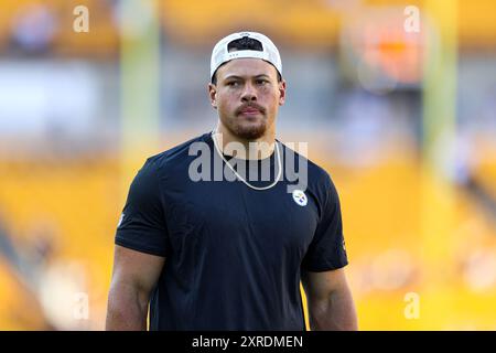 Hookstown, Pennsylvania, USA. 9th Aug, 2024. Pittsburgh Steelers linebacker ALEX HIGHSMITH (56) during pregame for the NFL football game between the Pittsburgh Steelers and the Houston Texans in Pittsburgh, Pennsylvania. (Credit Image: © Brent Gudenschwager/ZUMA Press Wire/Alamy Live News) EDITORIAL USAGE ONLY! Not for Commercial USAGE! Stock Photo