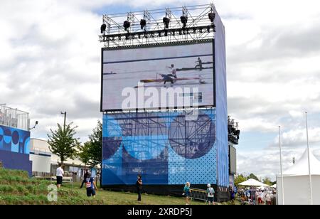 Paris, France. 09th Aug, 2024. Paris 2024 Olympic Games. Canoe Sprint. Olympic Nautical Stadium. Paris. The BIG screen at the finish line in the Canoe Sprint competition during the 2024 Paris Olympics at Olympic Nautical Stadium, France. Credit: Sport In Pictures/Alamy Live News Stock Photo