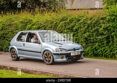 Peugeot 106 レデューサー ?media_id=3675356654725261428