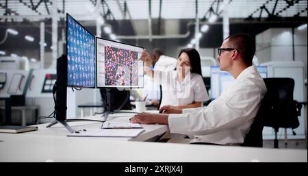 Engineer Operators Using Scada System At Industrial Plant Stock Photo