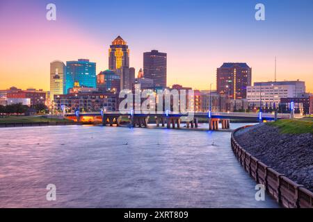 Des Moines, Iowa, USA. Cityscape image of Des Moines skyline, Iowa, USA at summer sunset. Stock Photo