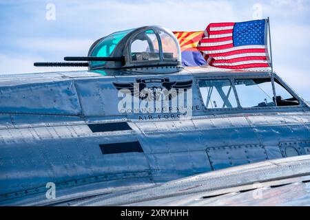 Boeing B-17 Flying Fortress bomber cockpit and dorsal gun turret, machine guns, Commemorative Air Force, Sentimental Journey World War II restored B17 Stock Photo