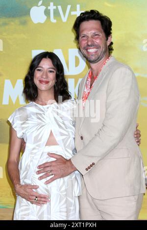 LOS ANGELES - AUG 12: Maggie Gonzalez-Smith, Brian Thomas Smith at the