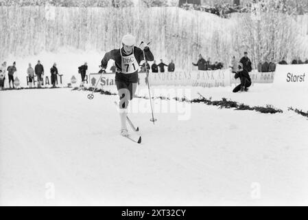 Current 9 - 5 - 1971: Mork - Myrmo - Masters  Two favorites won the Norwegian skiing championship at the weekend. Everyone had expected Ingolf Mork to take home the victory in jumping, and it was also not unexpected that Magne Myrmo from Rennebu won his first NM in cross-country skiing.   Photo. Ivar Aaserud/Aktuell/NTB ***PHOTO NOT IMAGE PROCESSED***   This image text is auto translated Stock Photo