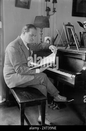 Antonio Scotti, between c1915 and c1920. Shows Italian opera singer Antonio Scotti (1866-1936) who sang with the New York Metropolitan Opera. Stock Photo