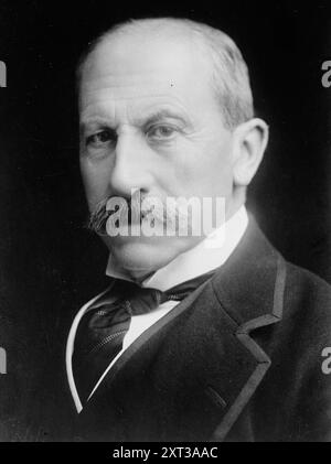 Lord Milner, between c1915 and c1920. Shows British statesman Alfred Milner, 1st Viscount Milner (1854-1925). Stock Photo