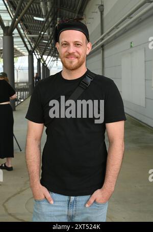 Schauspieler Patrick Müller posiert beim Fantreffen und Starwahl der RTL Daily Drama Serie unter uns. *** Actor Patrick Müller poses at the fan meeting and star selection of the RTL daily drama series Among Us Stock Photo