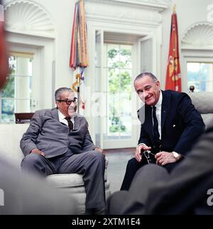 Thurgood Marshall with U.S. President Lyndon Johnson regarding announcement of Marshall's nomination as an Associate Justice of the Supreme Court of the United States, Oval Office, White House, Washington, D.C., USA, Frank Wolfe, June 13, 1967 Stock Photo