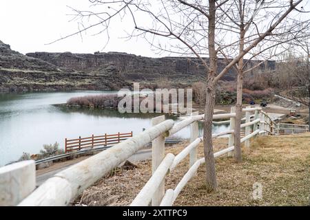 Park outside Shoshone Falls in the summer time Stock Photo
