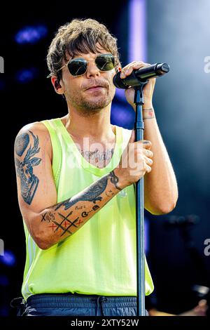 Hungary 10 August 2024 Louis Tomlinson - ex One Direction -  live at Sziget Festival in Budapest © Andrea Ripamonti / Alamy Stock Photo