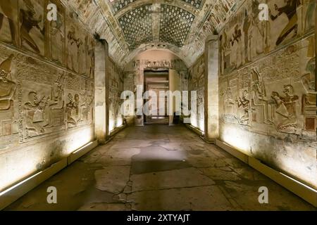 Temple of Abydos, temple of Seti I, inner sanctum with relief and paintings, west bank of Nile, Sohag(Suhag,Suhaj), Egypt, North Africa, Africa Stock Photo