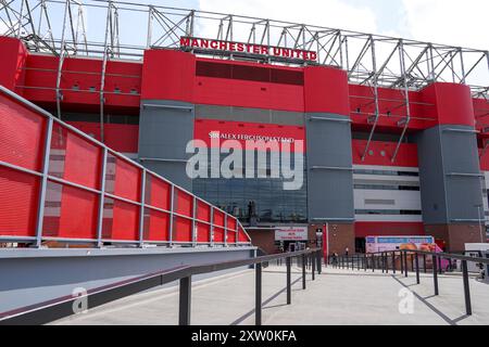 Manchester, UK. 16th Aug, 2024. General View outside the Stadium during the Manchester United FC v Fulham FC English Premier League match at Old Trafford, Manchester, England, United Kingdom on 16 August 2024 Credit: Every Second Media/Alamy Live News Stock Photo