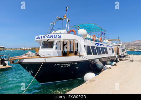 Antiparos shuttle ferry moored at Antiparos Island, Cyclades, Greece Stock Photo