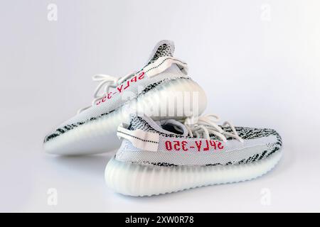 Adidas yeezy wallpaper womens best sale