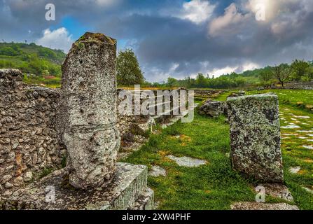 Archaeological site of Alba Fucens, milestone depicting a gladiator ...