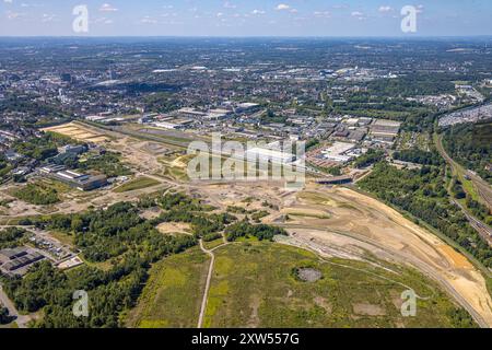 Luftbild, Westfalenhütte Gewerbegebiet, Hoesch Areal, Logistik Zentrum, Blick auf Dortmund, Borsigplatz, Dortmund, Ruhrgebiet, Nordrhein-Westfalen, Deutschland ACHTUNGxMINDESTHONORARx60xEURO *** Aerial view, Westfalenhütte industrial estate, Hoesch Areal, logistics center, view of Dortmund, Borsigplatz, Dortmund, Ruhr area, North Rhine-Westphalia, Germany ATTENTIONxMINDESTHONORARx60xEURO Stock Photo