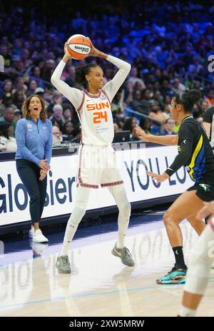 Arlington, United States. 16th Aug, 2024. Forward DeWanna Bonner #24 of Connecticut Sun looking for pass the ball during the WNBA match against Dallas Wings between the Dallas Wings and Connecticut Sun at College Park Center. Final score Dallas Wings 91 - 109 Connecticut Sun. on August 16, 2024 in Arlington, Texas, United States. (Photo by Javier Vicencio/Eyepix Group) Credit: Eyepix Group/Alamy Live News Stock Photo