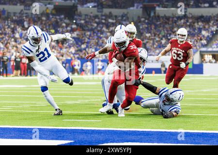 Arizona Cardinals Running Back Trey Benson Runs With The Ball Against August 17 2024 Arizona Cardinals Running Back Trey Benson 33 Runs With The Ball During Nfl Preseason Game Against The Colts At Lucas Oil Stadium In Indiana John Mersitscsm 2xw5ypj