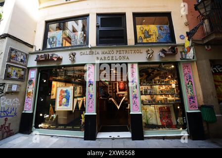 Galería Maxó Petritxol on Carrer de Petritxol in the Gothic quarter in Barcelona, Spain. Stock Photo