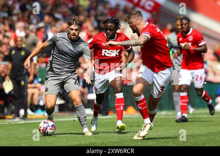 London, UK. 17th Aug, 2024. Charlie Kelman (23) of Leyton Orient during the Charlton Athletic FC v Leyton Orient FC sky bet EFL League 1 match at The Valley, London, England, United Kingdom on 17 August 2024 Credit: Every Second Media/Alamy Live News Stock Photo