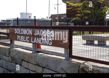 Small public landing or spot in downtown Gloucester. Many boaters will tie up here for a short time period. Jacobs was known as the 'Mackerel Killer' Stock Photo