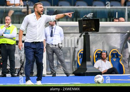 Hellas Verona S Head Coach Paolo Zanetti Gestures During Hellas Verona