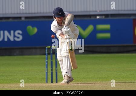 Chester le Street, England, 26 July 2022. Sam Robson batting for Middlesex against Durham in a County Championship match at The Seat Unique Riverside. Credit: Colin Edwards Stock Photo