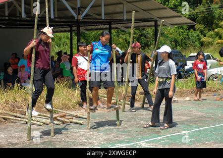 Stilt Racing Stilt races ar local festival, Bongkud, Ranau, Sabah, Malaysia Stock ...