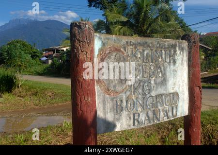 Entrance Sign, Bongkud, Ranau, Sabah, Malaysia Stock Photo - Alamy