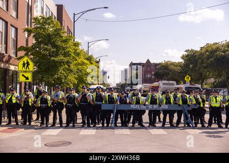 Chicago, USA. 19th Aug, 2024. Police activity around protests at the Democratic National Convention Credit: Zachary Tarrant/Alamy Live News Stock Photo