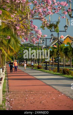 The Amador Causeway, Fuerte Amador, preferred place to practice sports in Panama City and entrance to the Panama Canal, Panama, Central America Stock Photo