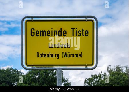 Tiste, Lower Saxony, Germany, July 17, 2024 - Sign of the municipality of Tiste and the county of Wümme Stock Photo