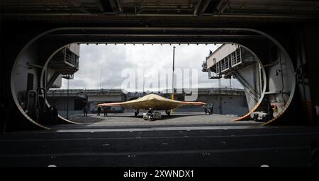 NORTHROP-GRUMMAN X-47B unmanned combat air system  (UCAS) on board the US Navy aircraft carrier George HW Bush in 2004. Photo: US Navy Stock Photo