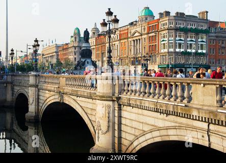 O'Connell bridge in Dublin city centre Stock Photo - Alamy