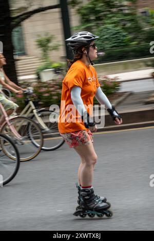 Summer Streets allows free Access on Park Avenue  for Runners and Bikers Each August for Three Saturdays, New York City, USA  17 August 2024 Stock Photo