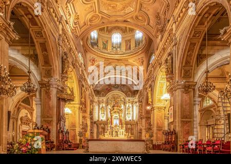 Altar of Catedral Metropolitana, Plaza de Armas, Santiago, Chile Stock Photo