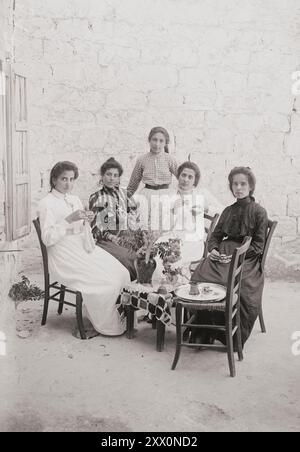 Life in Palestine in the early 20th century. Afternoon coffee. Historic Palestine. Ottoman Empire. 1900-1920 Stock Photo