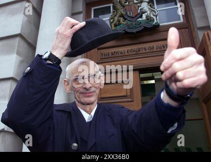 File photo dated 20/12/2000 of Iain Hay Gordon, 68 walking from the Northern Ireland Court of Appeal in Belfast a free man, having been wrongly convicted in one of Northern Ireland's most notorious murders. Issue date: Thursday August 22, 2024. Stock Photo