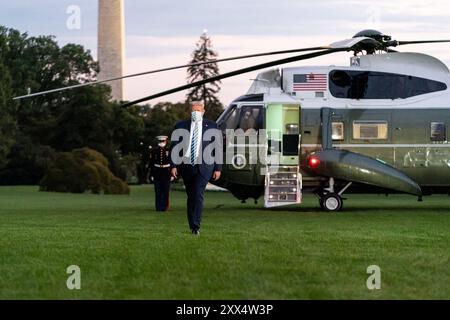 United States president Donald Trump arrives in the helicopter called Marine One, back to The White House after treatment in WRNMMC. This was during the Corona pandemic in 2020. Stock Photo