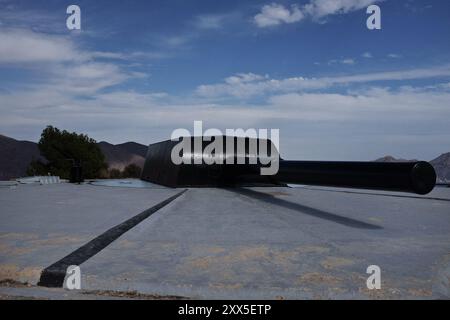 Vickers cannon at the C-1 Batería de costa de Castillitos (coastal artillery), Cabo Tiñoso, Cartagena, Spain. Stock Photo