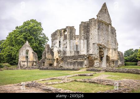 Minster Lovell Hall. Ancient ruins on the River Windrush in the Cotswolds AONB Stock Photo