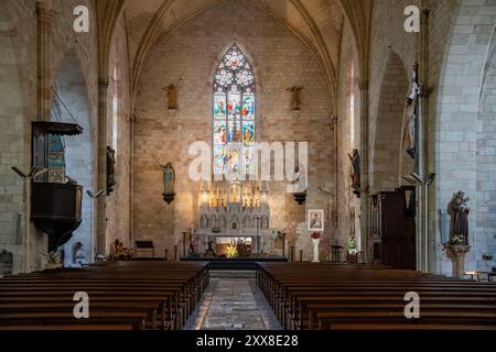 France, Lot-et-Garonne, Villereal, labelled one of France's most beautiful villages, Notre Dame church Stock Photo