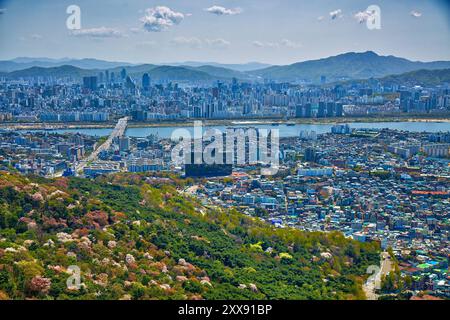 Seoul cityscape in South Korea. City landscape of Yongsan-gu and Gangnam districts. Bogwang-dong, Hannam-dong and Itaewon neighborhoods. Stock Photo