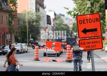Detour street sign in downtown Montreal,Quebec,Canada Stock Photo