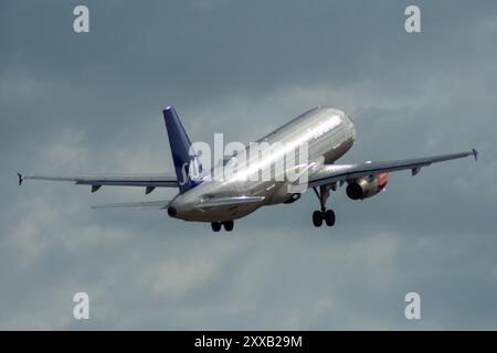 Alicante Airport, El Altet. Airbus A320 airliner of the SAS Scandinavian airline. Stock Photo