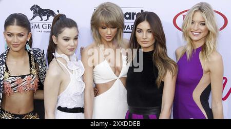 Hailee Steinfeld, Zendaya Coleman, Taylor Swift, Lily Aldridge and Martha Hunt at the 2015 Billboard Music Awards held at the MGM Garden Arena in Las Stock Photo