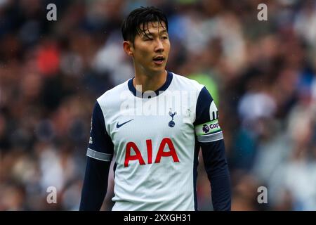 tot7looks on during the Premier League match Tottenham Hotspur vs Everton at Tottenham Hotspur Stadium, London, United Kingdom, 24th August 2024  (Photo by Izzy Poles/News Images) Stock Photo